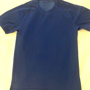 Men’s M Lululemon Short Sleeve Athletic Shirt-Blue